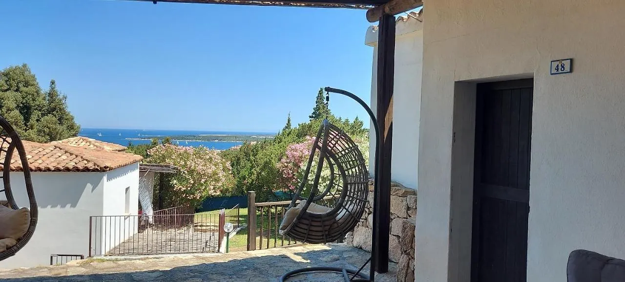 Aparthotel Domus Liscia Di Vacca