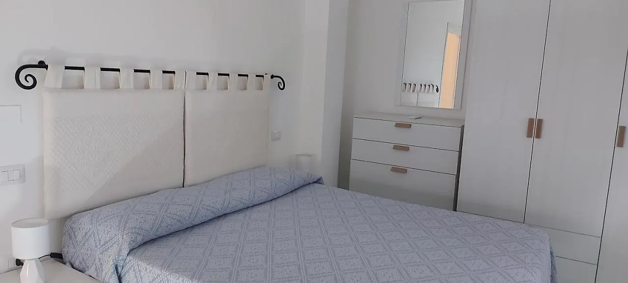 Domus Liscia Di Vacca Aparthotel